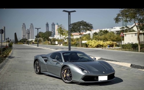 ferrari-488-grey
